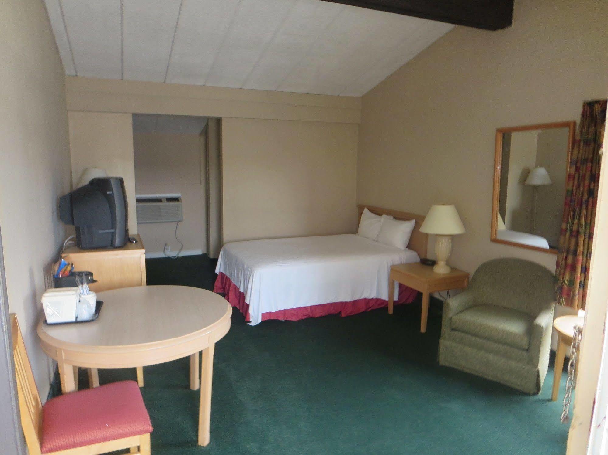 Lodge Inn And Suites Niagara Falls Eksteriør billede